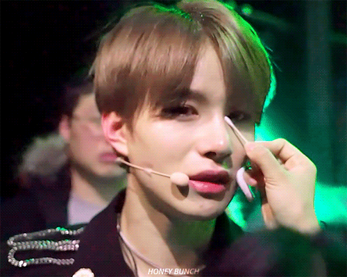 [잡담] 엔시티 정우 데뷔 4주년🐶💚보스 첫방 때 울던 게 4년 전🥺 | 인스티즈