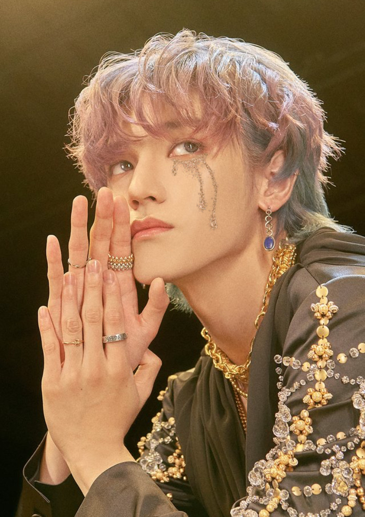 태용 눈밑 글리터 합성 보고 한거면 레전드 | 인스티즈