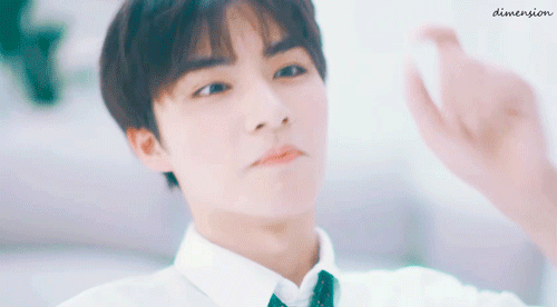 샤오쥔이 중국어로 자기소개 하는 영상 +흑발 | 인스티즈