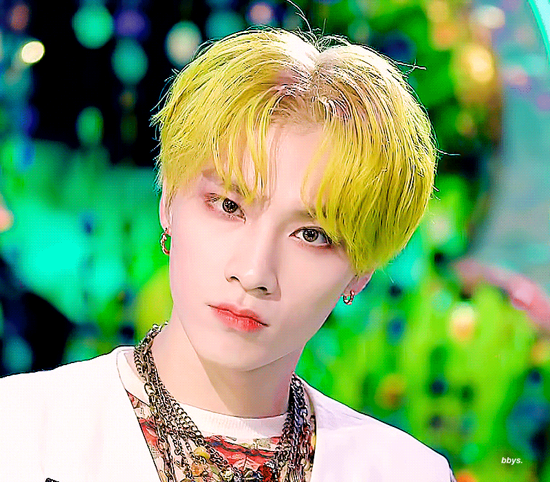 아 샤오쥔 개이쁘다.. | 인스티즈