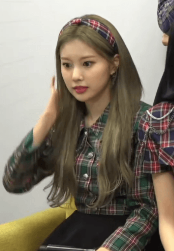 강혜원 머리색 바꾸니까 진짜 예쁨 | 인스티즈