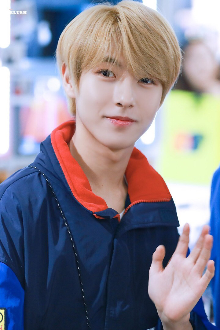 엔시티 런쥔 이런 사진 좀 더 주라ㅜㅜㅜㅜㅜㅜ | 인스티즈