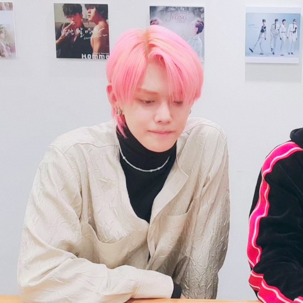 최연준 안 어울리는 헤어컬러가 모야 ... | 인스티즈