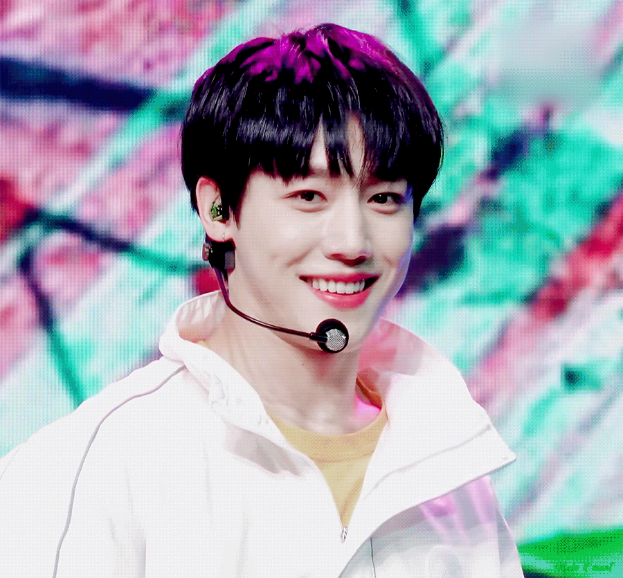 내기준 세상청순귀염한 얼굴에 그렇지 못한 몸을 가진 아이돌 갑 | 인스티즈