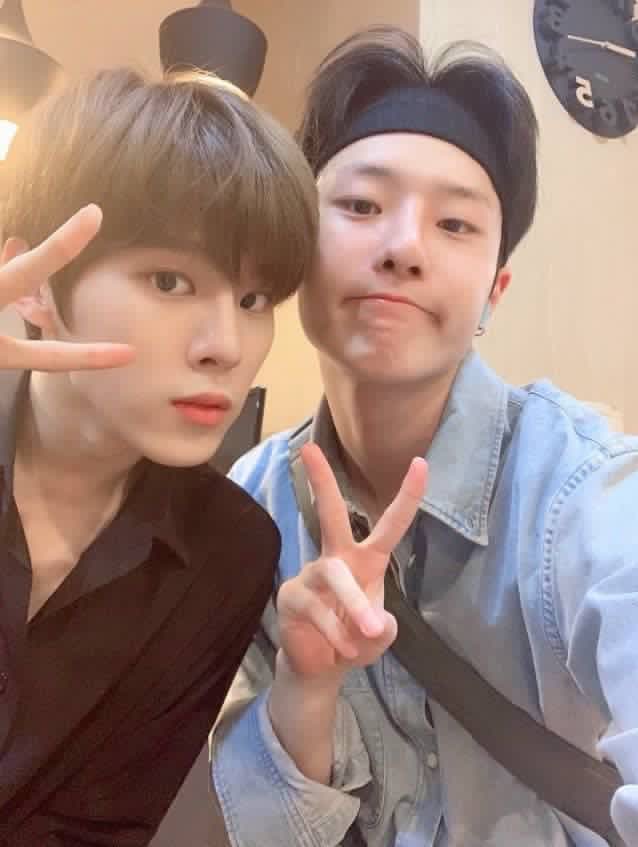 ㄱ 승석 셀카 단 두장인데 분위기 바뀐 거 진짜 어떡힘 | 인스티즈