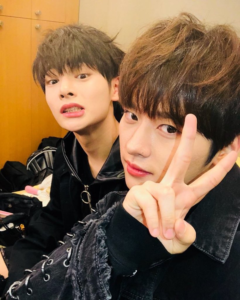 스키즈라던데 이사진 | 인스티즈