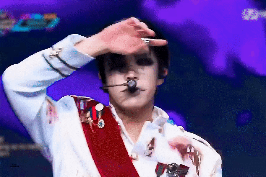 [잡담] 이 시간에 딱 보기 좋은 할로윈에 과몰입 하는 베리베리 무대 | 인스티즈