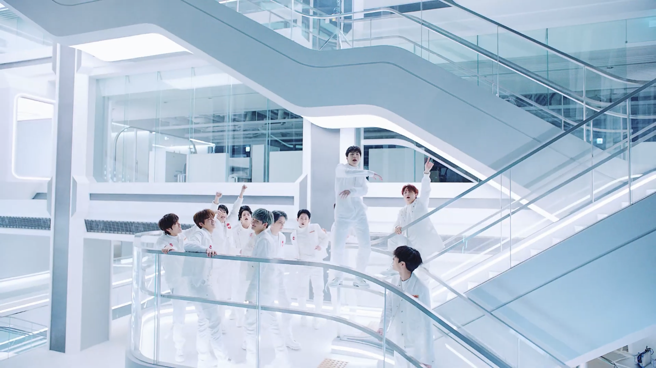 [잡담] 헐 트레저 뮤비 YG에서 찍은 것도 있구나 | 인스티즈