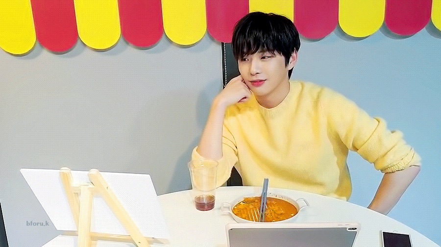 강다니엘 내꺼!!!!!!!!!!!! - 인스티즈(instiz) 익명예잡 강다니엘 내꺼!!!!!!!!!!!!