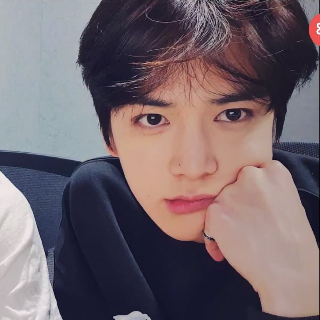 [잡담] 영훈 이날 브이앱 감히 레전드라고 해도 됨??? | 인스티즈