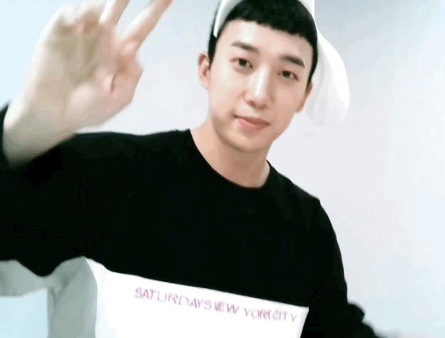 오늘 라방 리본 단 거 넘 귀여웠다ㅠ | 인스티즈