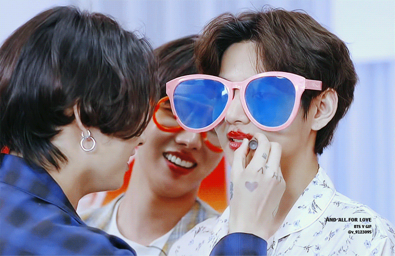 [잡담] 방탄 뷔 진짜 4차원이라고 생각했던게 | 인스티즈