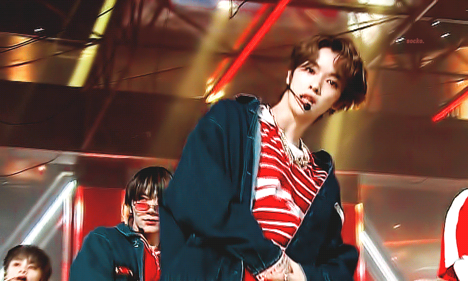 [잡담] 정성찬 데뷔 무대가 구공럽 김정우 데뷔 무대가 보스라는거에 굉장한 자부심 | 인스티즈