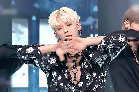 [잡담] 비투비 팬들 변태 맞아요 비투비가 우리 이런거 좋아하는거 다 압니다(짤 ㅇ) | 인스티즈