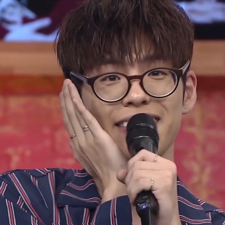 [잡담] 원필 혹시 쌍둥이임? | 인스티즈