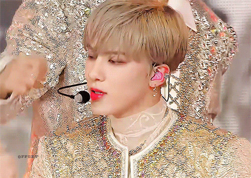 [잡담] 더보이즈 무대의상 레전드라고 생각하는 날.. | 인스티즈