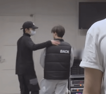 독방봉이 어제 쪄준 따끈따끈한 짤 | 인스티즈