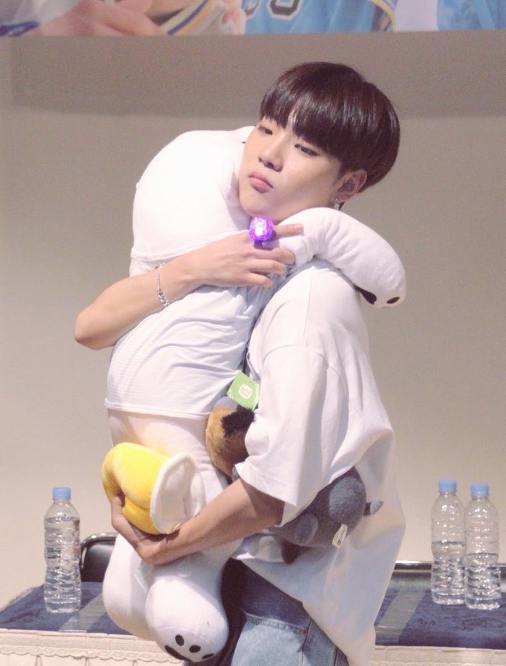 [잡담] 그러게 남돌 25살 최고네.. | 인스티즈