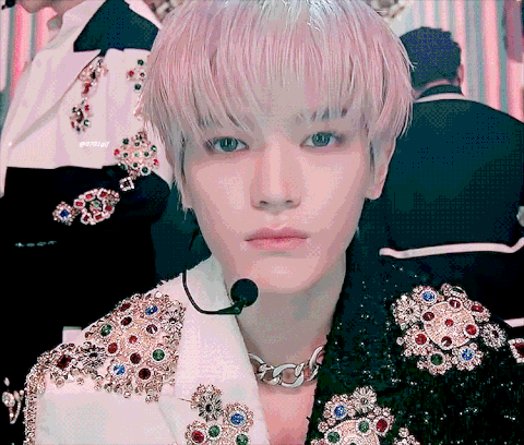 [잡담] 진심 비현실적으로 잘생겼다 | 인스티즈