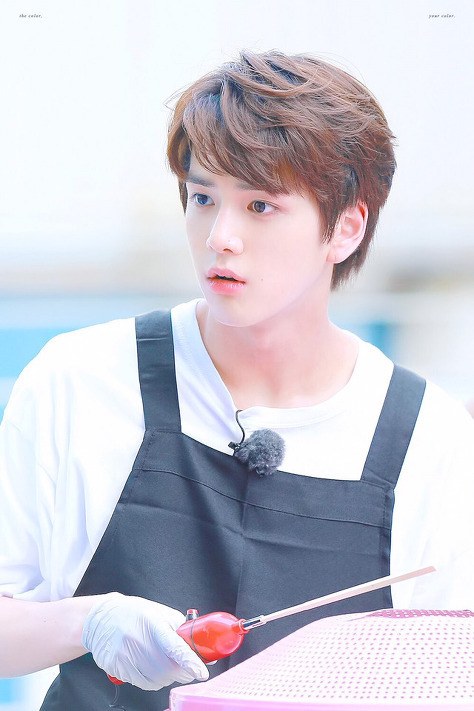 [잡담] 더보이즈 영훈 데뷔 전부터 지금까지 완전 똑같이 생겼는데 | 인스티즈