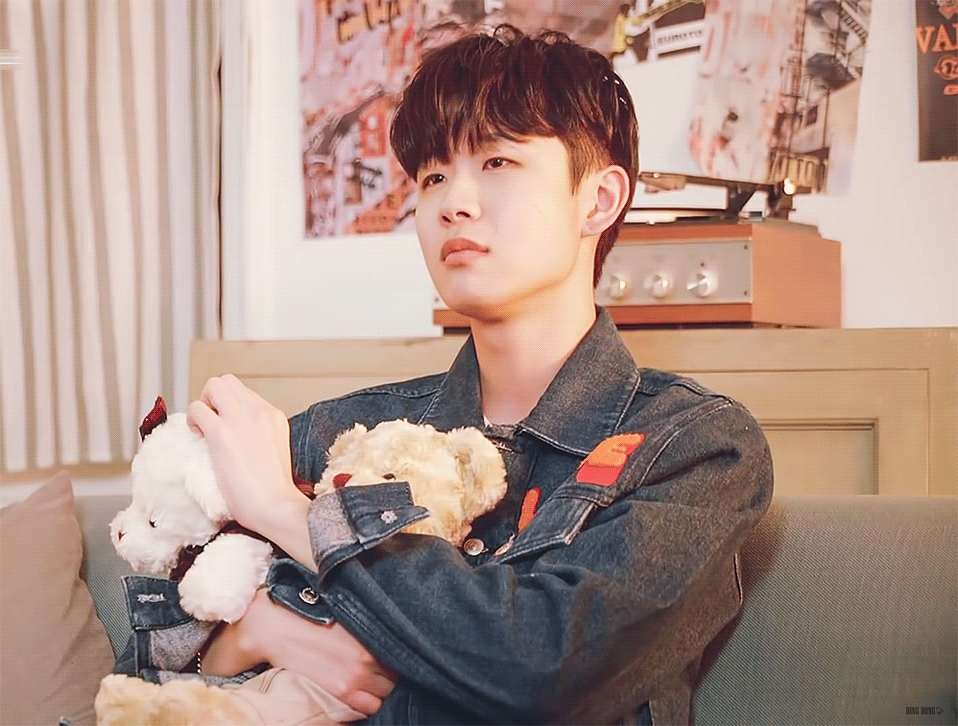 [잡담] 내 꿈에 나온 김동현 진짜 개귀여웠는데 | 인스티즈