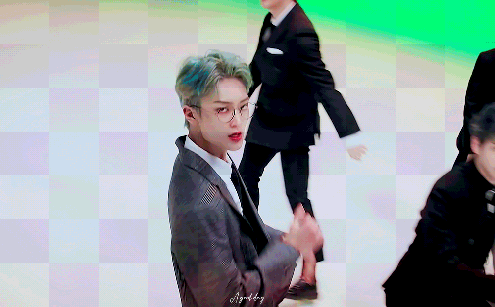 [잡담] 우리 막내들 얼굴 자랑합니다 | 인스티즈