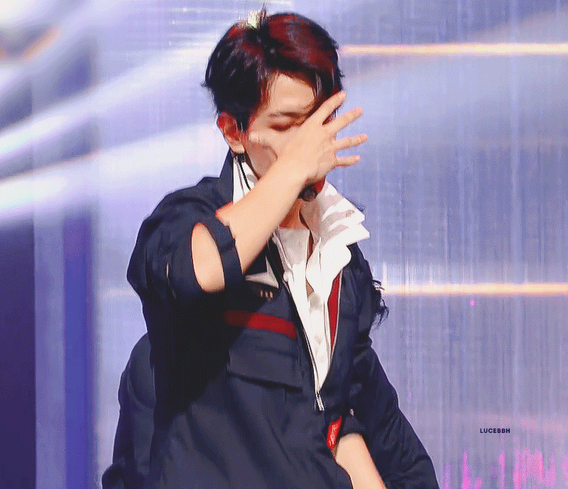 [잡담] 나도 좋아하는 짤 푼다 백현이씨 | 인스티즈