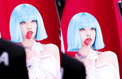 가발 쓴 스테이씨 윤.gif - 인스티즈(instiz) 이슈 카테고리