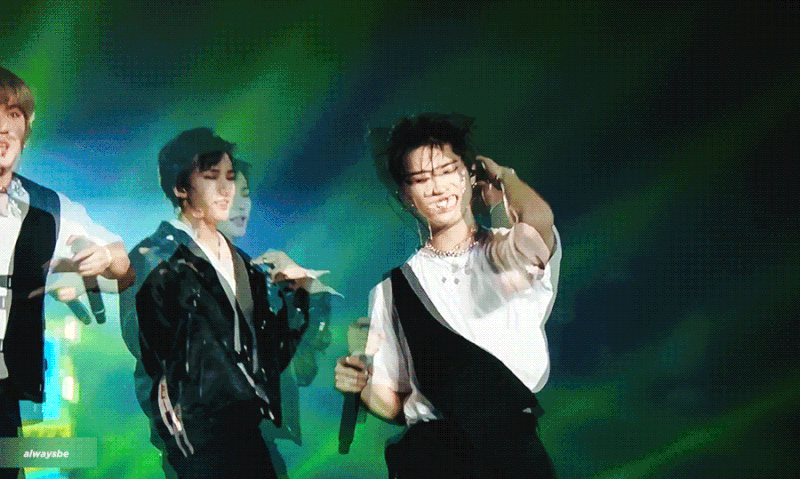 [잡담] 한지성은 진짜 무대에서 표정 ㄹㅇ 잘써서 좋아 | 인스티즈