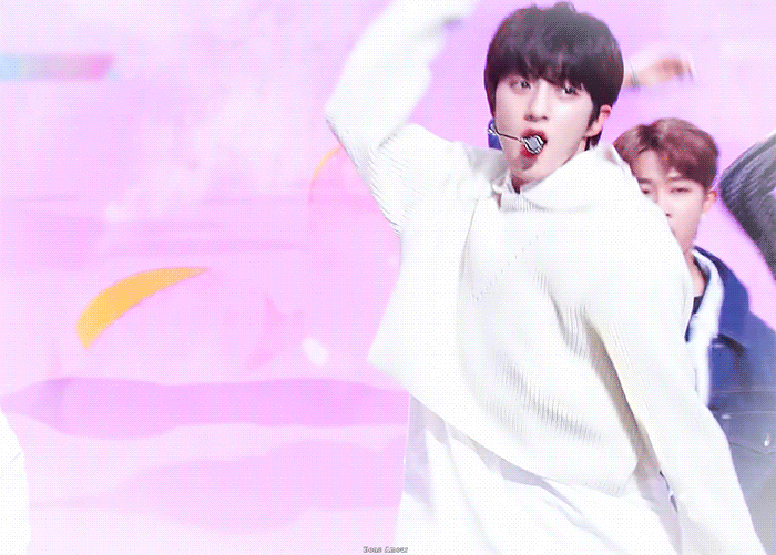 [잡담] 얘가 실물 냉이라고..? 에이.. | 인스티즈