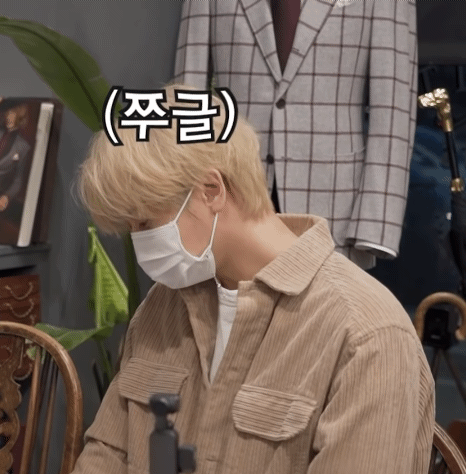 영생오빠 어깨가 50cm라구요...? | 인스티즈