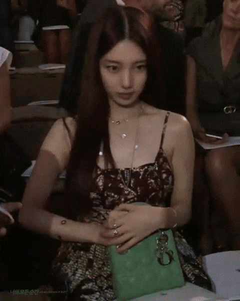 [잡담] 수지 실물이랑 제일 비슷한 사진들이래 | 인스티즈