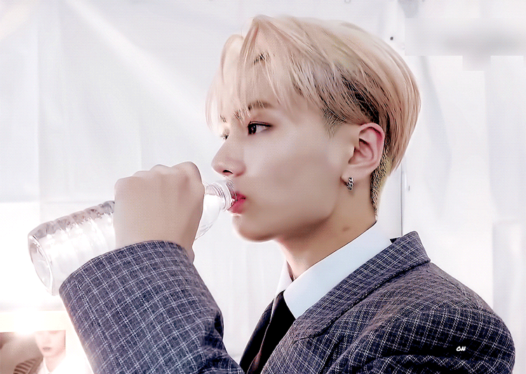 [잡담] 타팬이 보는 내 최애 해주실분 | 인스티즈