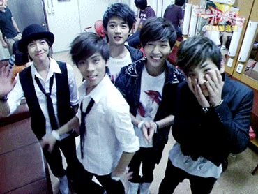 [잡담] 스엠은 어떻게 아기들을 데뷔 시킬 생각을 했지 싶은 사진들 모음 | 인스티즈