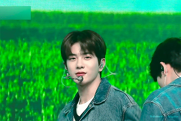 [잡담] 아니 결혼해줄 것도 아니면서 왜 걸어나오면서 입을 쭉 내밀어??? | 인스티즈