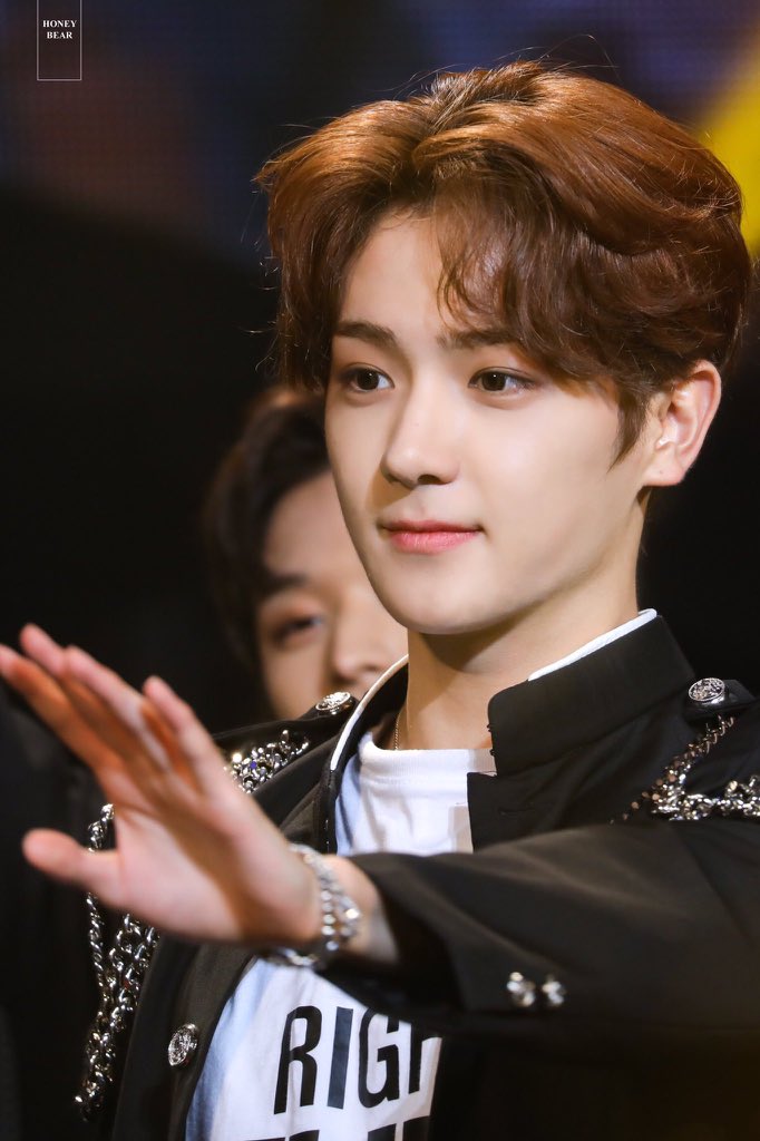 [잡담] 디즈니 그거 어케 돌리는지 모르겠고 그냥 디즈니 왕자님 | 인스티즈