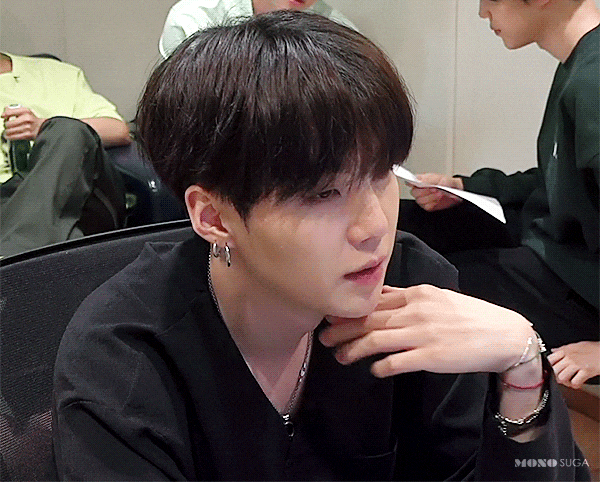 [잡담] 방탄 슈가 Outro: Her 이런 가사를 쓰고 항상 하는 생각이라니.... | 인스티즈