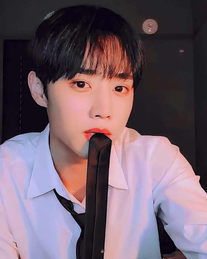 [잡담] 김선우(yes tbz) 이 날 브앱 미모+착장에 환장하는사람.... | 인스티즈