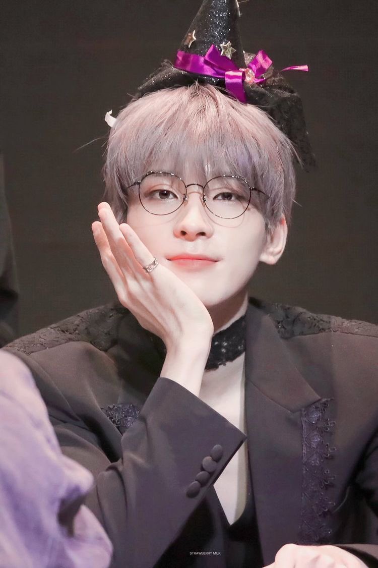 [잡담] 안경이 가장 잘 어울리는 남성 1위 | 인스티즈