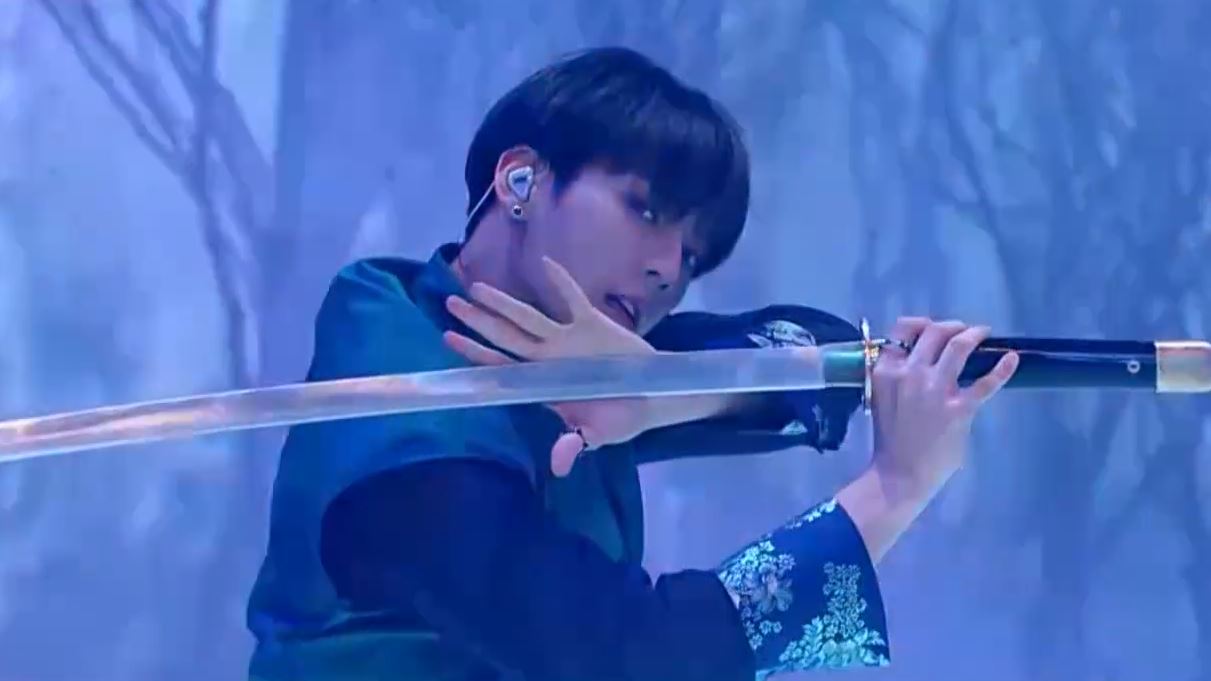 [잡담] 진심 이 짤 낡았어 벌써...킹덤 다음주에 이거 안나오면 절대 안됨 | 인스티즈