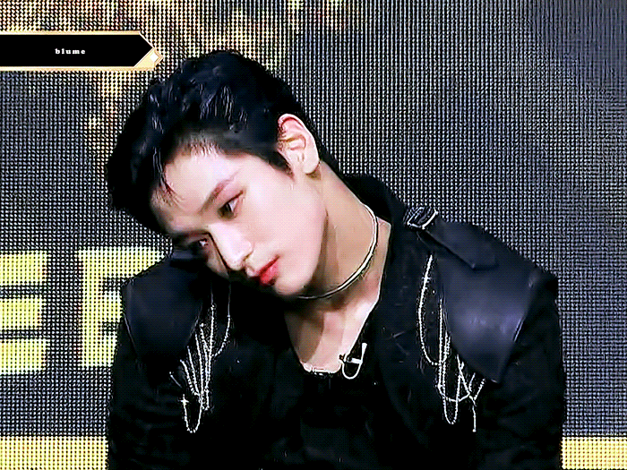 [잡담] 중간중간 얼굴 잡힐때마다 놀랐 | 인스티즈