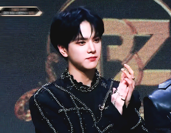 [잡담] 중간중간 얼굴 잡힐때마다 놀랐 | 인스티즈