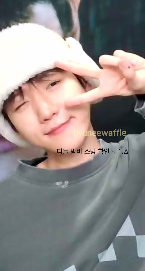 [잡담] 엑소엘: 소리 잘들리면 윙크하고 포즈 취해줘 / 백현:??? | 인스티즈