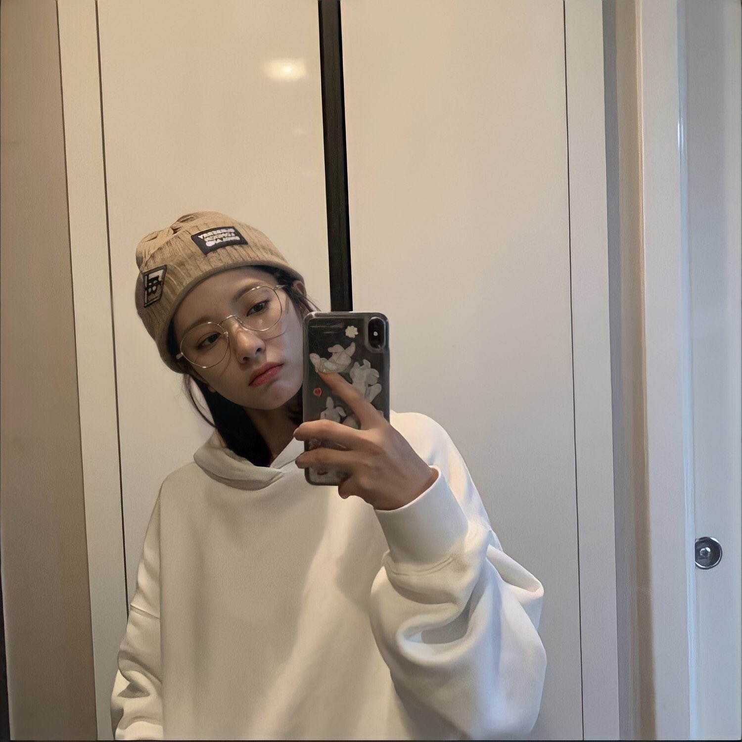 [잡담] 사복에 안경 너무 좋다..... | 인스티즈