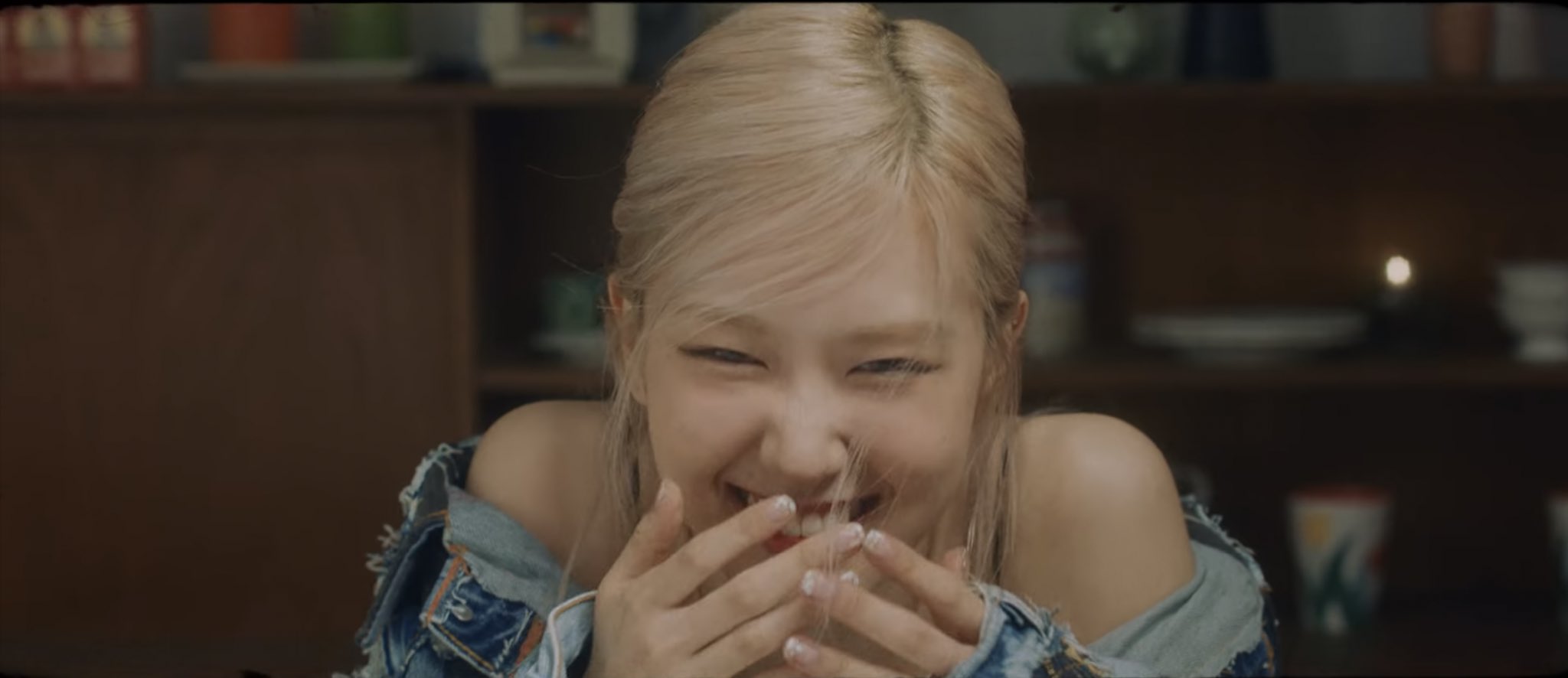 [잡담] 로제 뮤비 캡쳐 넘 대박.... 로제 그자체.., | 인스티즈