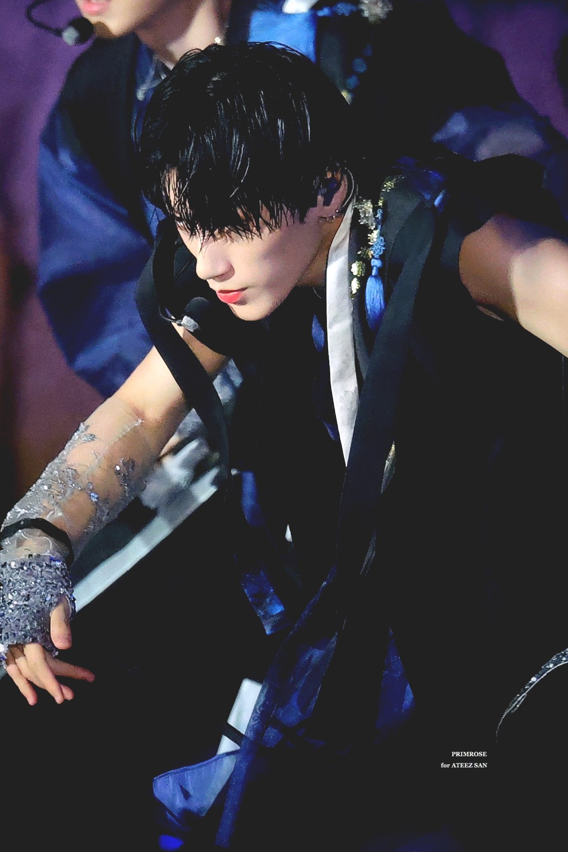 [잡담] 내돌 수원화성에서 한복 입고 공연한날 봐줘 그냥 예술이야 | 인스티즈