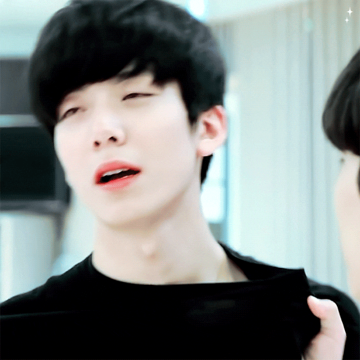 [잡담] 데뷔 전 네오즈 시절 휘영 얼굴 볼 사람,,, 눈물나 정말 아기... | 인스티즈