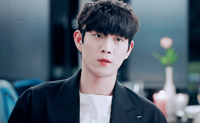 [잡담] 궁 석훈로나 소취하면서 추가로 이율에는 이 배우 민다 | 인스티즈