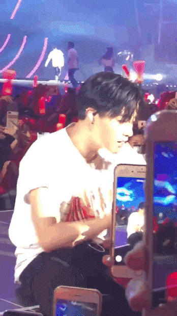 [잡담] 아이콘 김진환 이거 다 동일인물 | 인스티즈