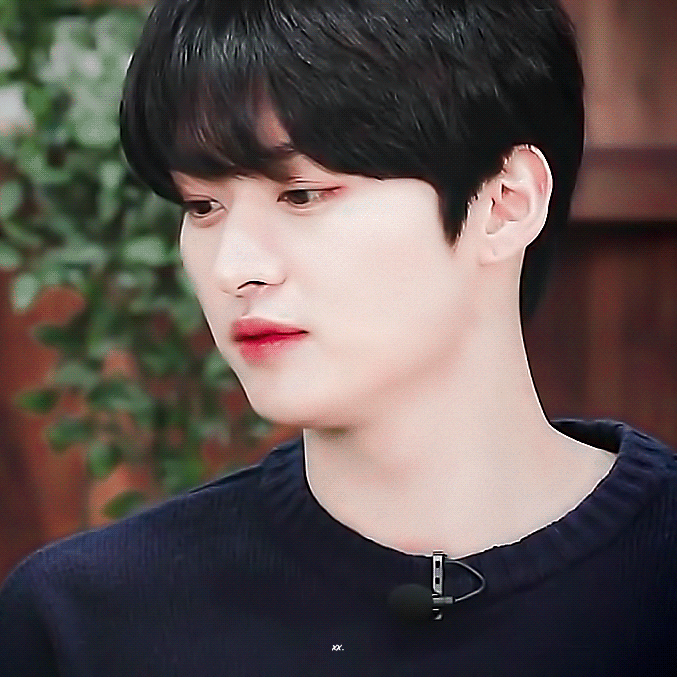 [잡담] 이리노 어제 뜬 자컨에서 얼굴 미친듯 | 인스티즈